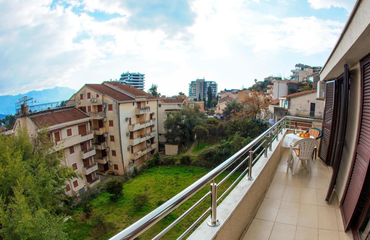 Guest House Mandarina Budva Dış mekan fotoğraf