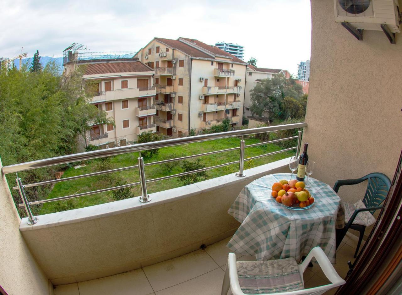 Guest House Mandarina Budva Dış mekan fotoğraf